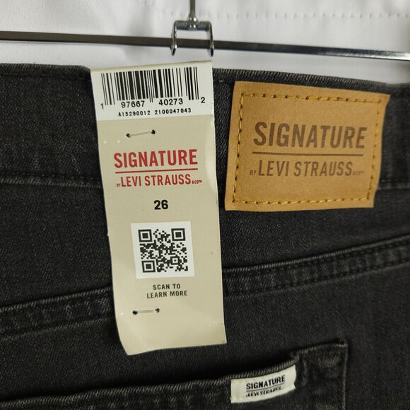 NWT Signature Levi Strauss Womens 26 Gray Heritage High-Rise Fray Hem Shorts - Picture 4 of 8